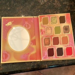 AUTHENTIC! Gently used Oden’s Eye X Judy Red Dragon eyeshadow palette